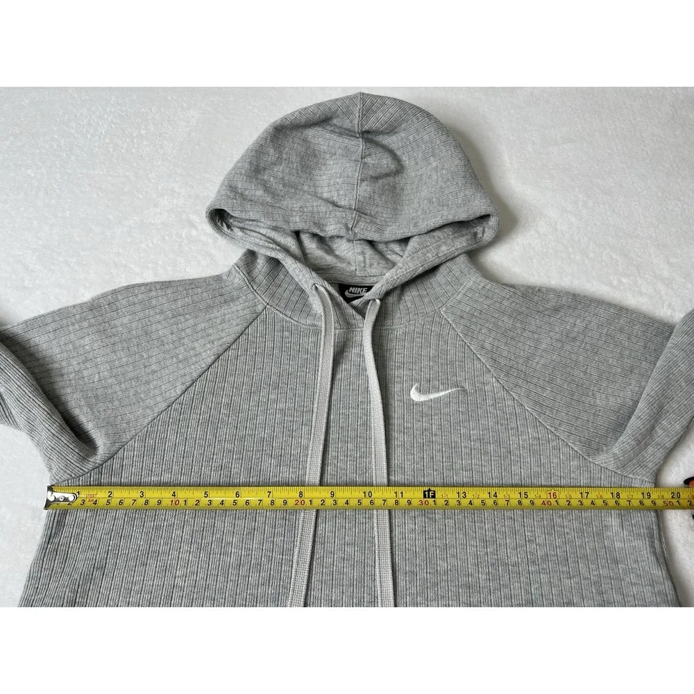 Nike cropped ribbed